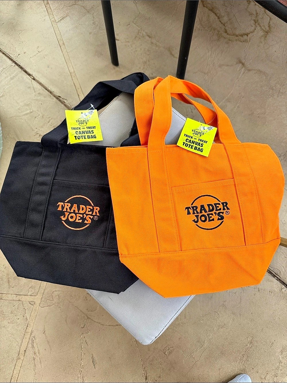 Trader Joe's Trick-or-Treat Canvas Tote Bag Orange & Black Set of 2